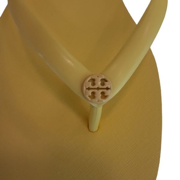 Tory Burch Chelsea Bright Yellow Women's Thin Flip Flop Sandals, size 10M, NWOT - Picture 6 of 9